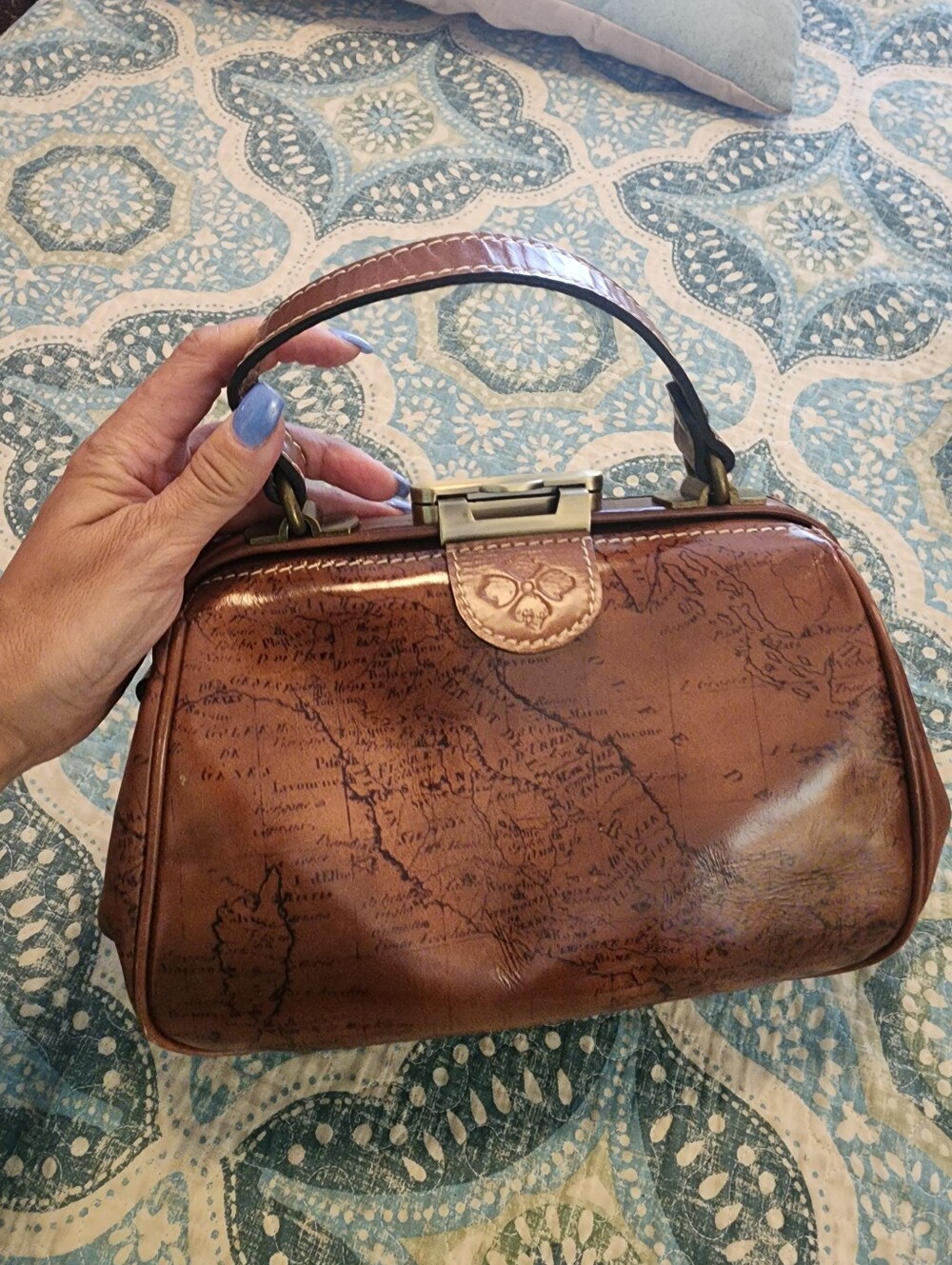 Patricia Nash Vaneto Kiss Lock Brown Map-Print Leather Crossbody Bag - Picture 2 of 14